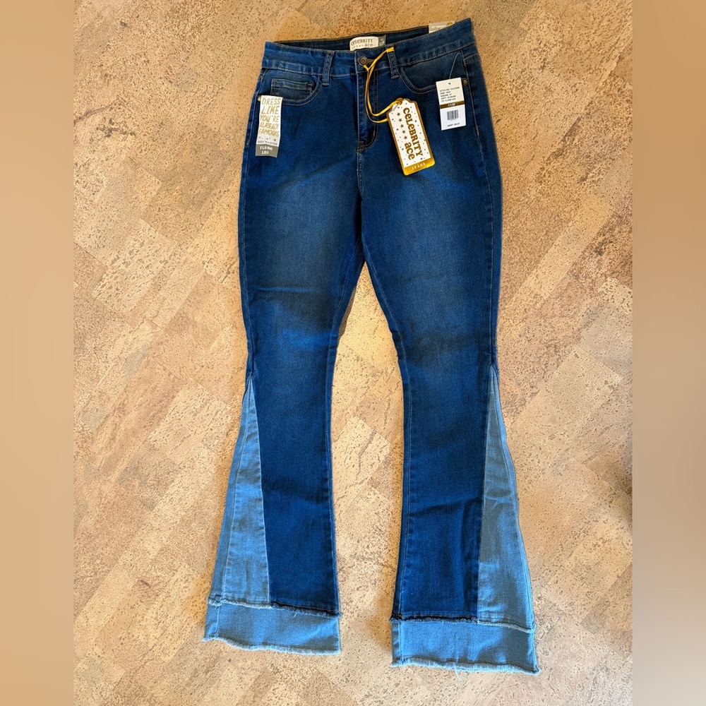 Celebrity Ace Flared Women Jeans, size 11/30, 33” inseam